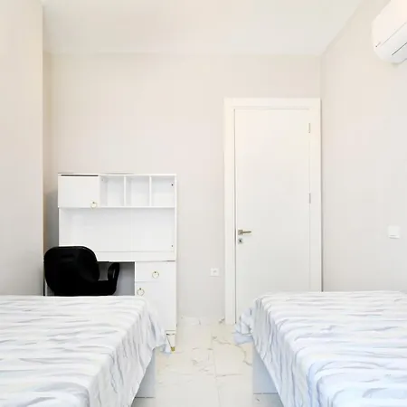 White Sail Spacious 2-bedroom Steps From Yekta Mall In Mahmutlar, Alanya