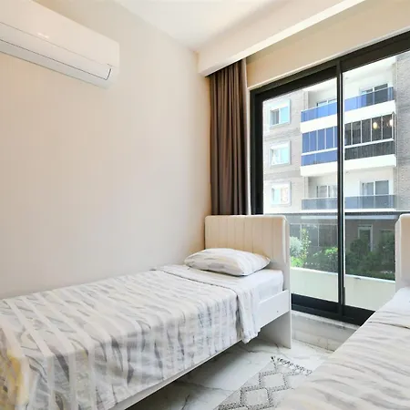 White Sail Spacious 2-bedroom Steps From Yekta Mall In Mahmutlar, * 阿拉尼亚