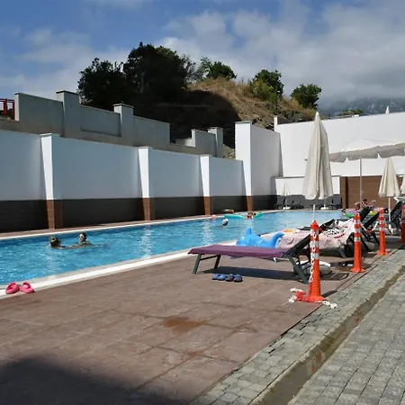公寓 White Sail Spacious 2-bedroom Steps From Yekta Mall In Mahmutlar, *